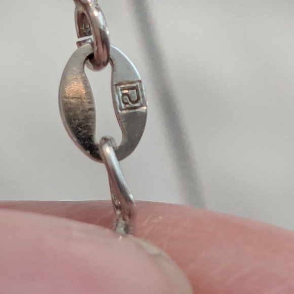 Elegant Sterling Silver Infinity Swirl Twist Genuine Diamond Necklace 925 - Picture 3 of 11